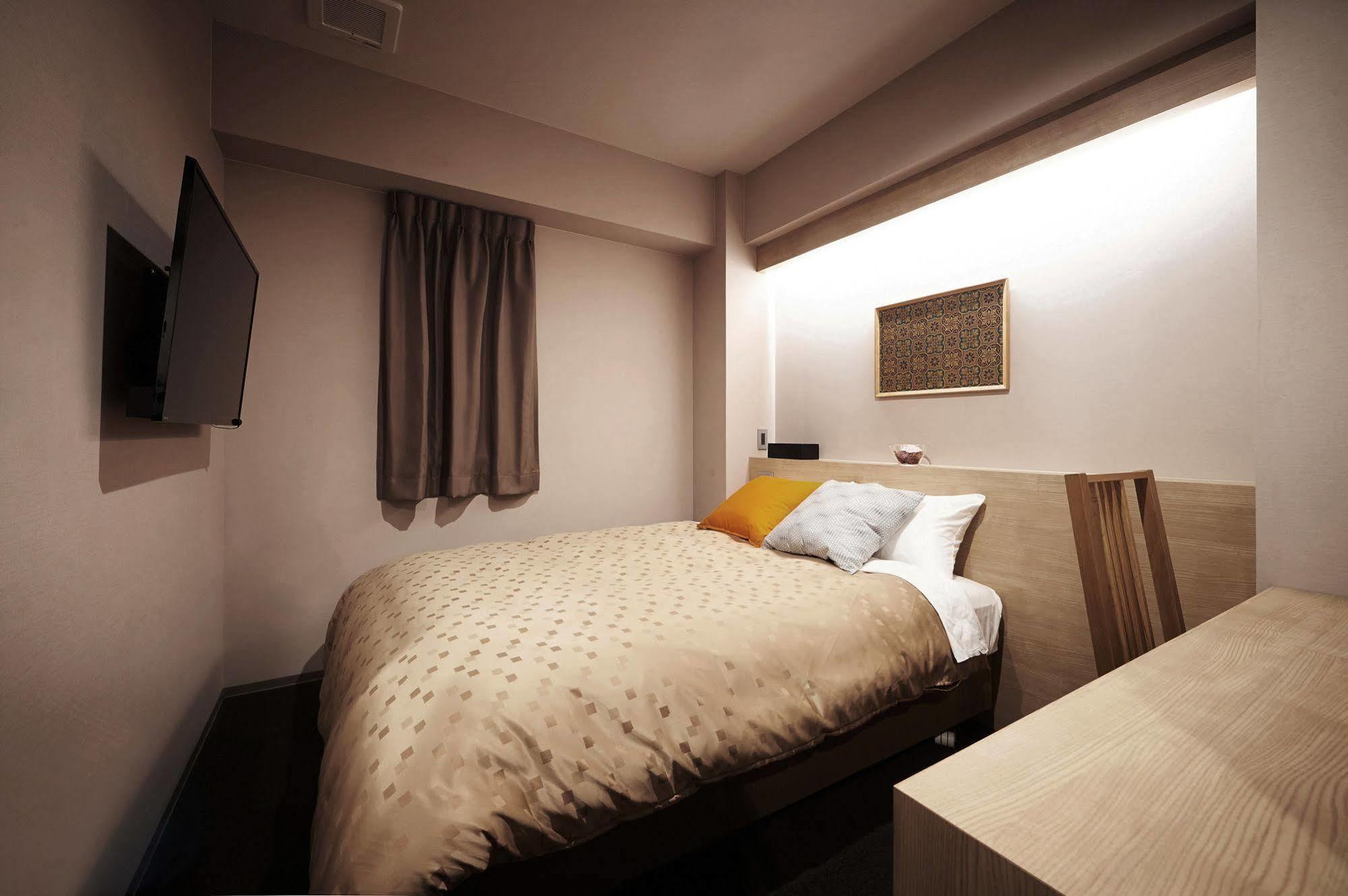 Okayama Square Hotel Plus Esterno foto