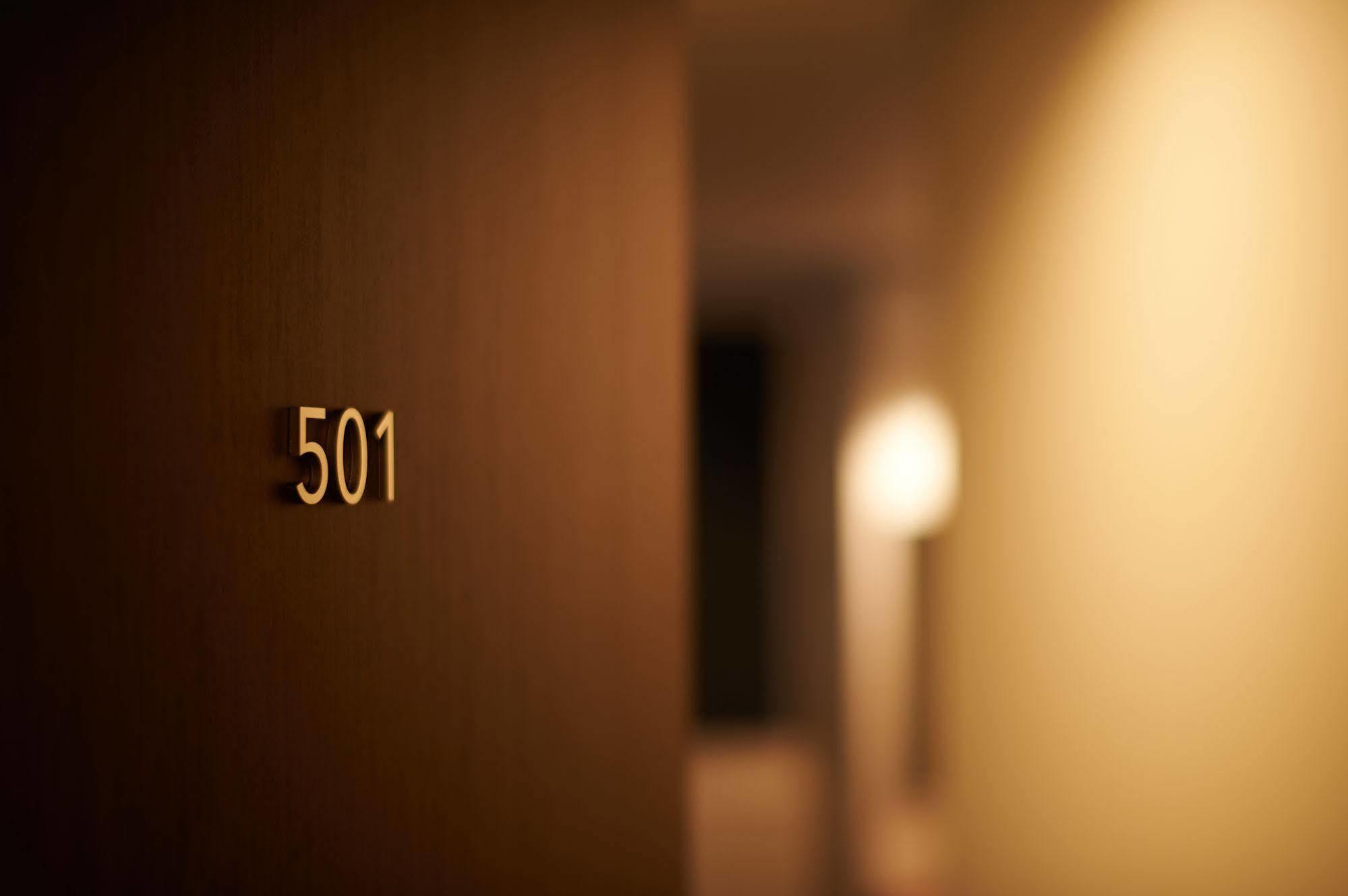 Okayama Square Hotel Plus Esterno foto